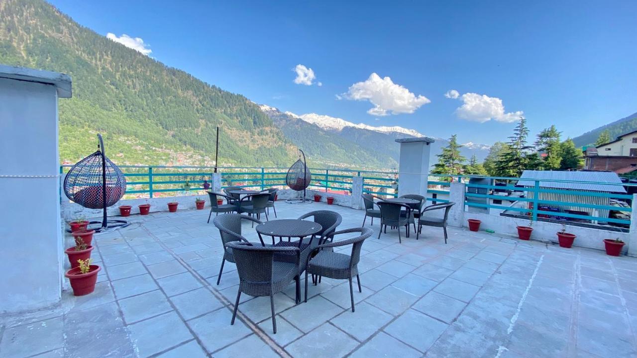 Hotel Meadows Manali Esterno foto