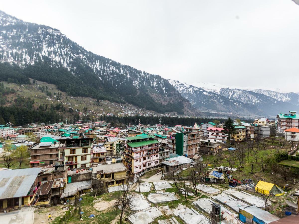 Hotel Meadows Manali Esterno foto